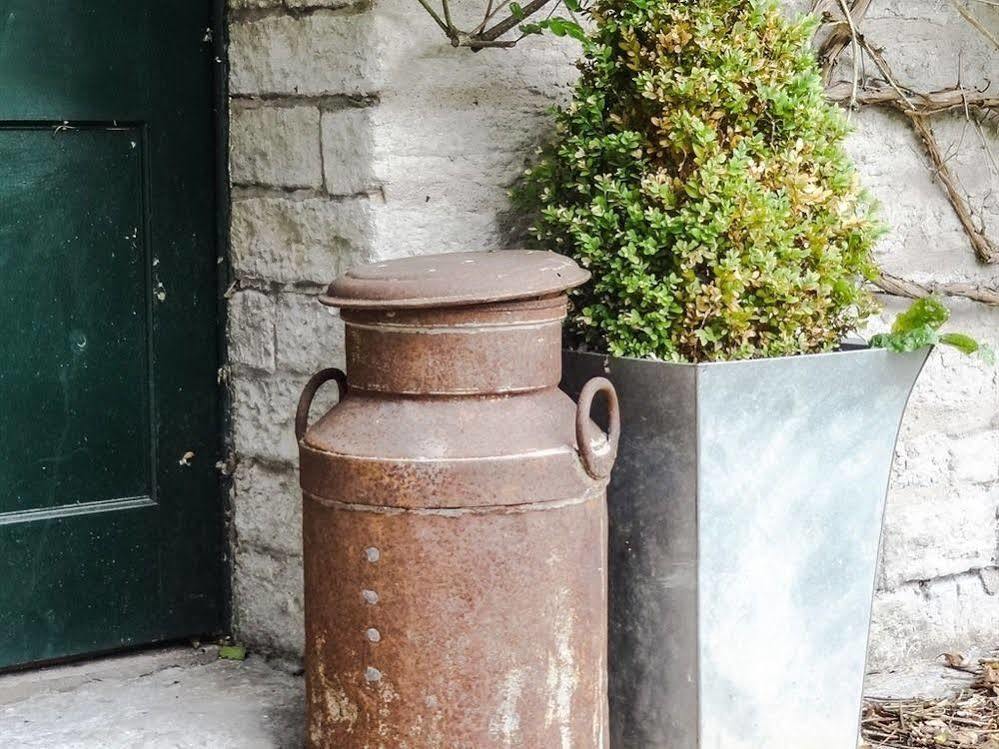 Bed and Breakfast Huxham Farmhouse East Pennard Exterior foto