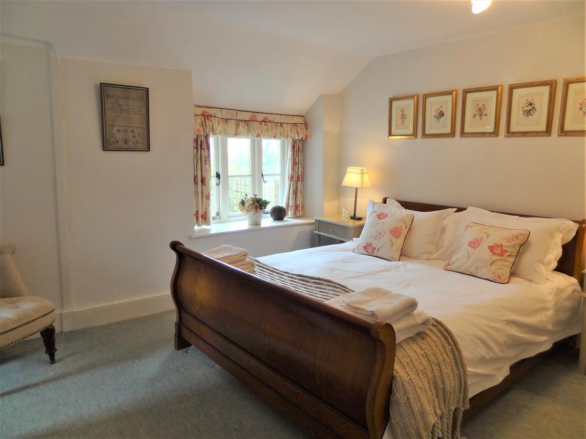 Bed and Breakfast Huxham Farmhouse East Pennard Exterior foto